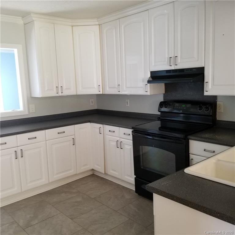 11033 Graybark Road Midland, NC 28107 - Photo 10 of 27 Gallery Image 10