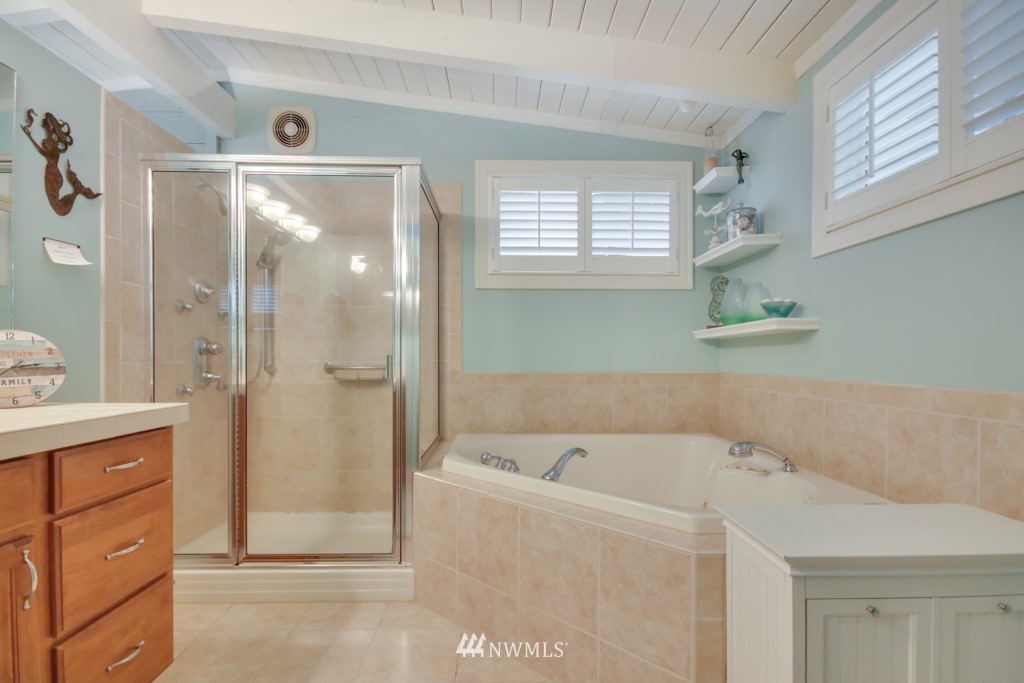 3121 Rocky Point Road Northwest Bremerton, WA 98312 - Photo 22 of 40 Gallery Image 22
