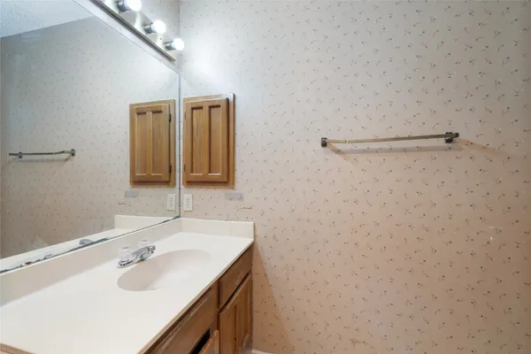 $214,900 | 1202 Thorpe Lane, Unit 216, San Marcos, TX 78666