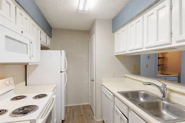 $214,900 | 1202 Thorpe Lane, Unit 216, San Marcos, TX 78666