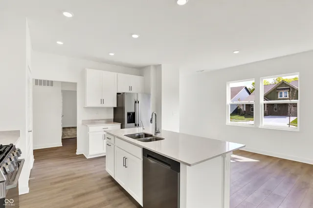 $349,995 | 5363 Foxley Pk Lane, Avon, IN 46123