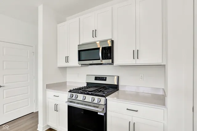 $349,995 | 5363 Foxley Pk Lane, Avon, IN 46123