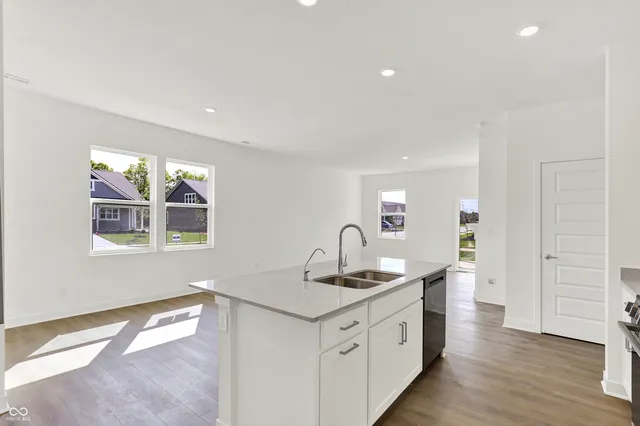 $349,995 | 5363 Foxley Pk Lane, Avon, IN 46123