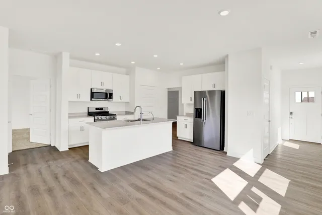 $349,995 | 5363 Foxley Pk Lane, Avon, IN 46123