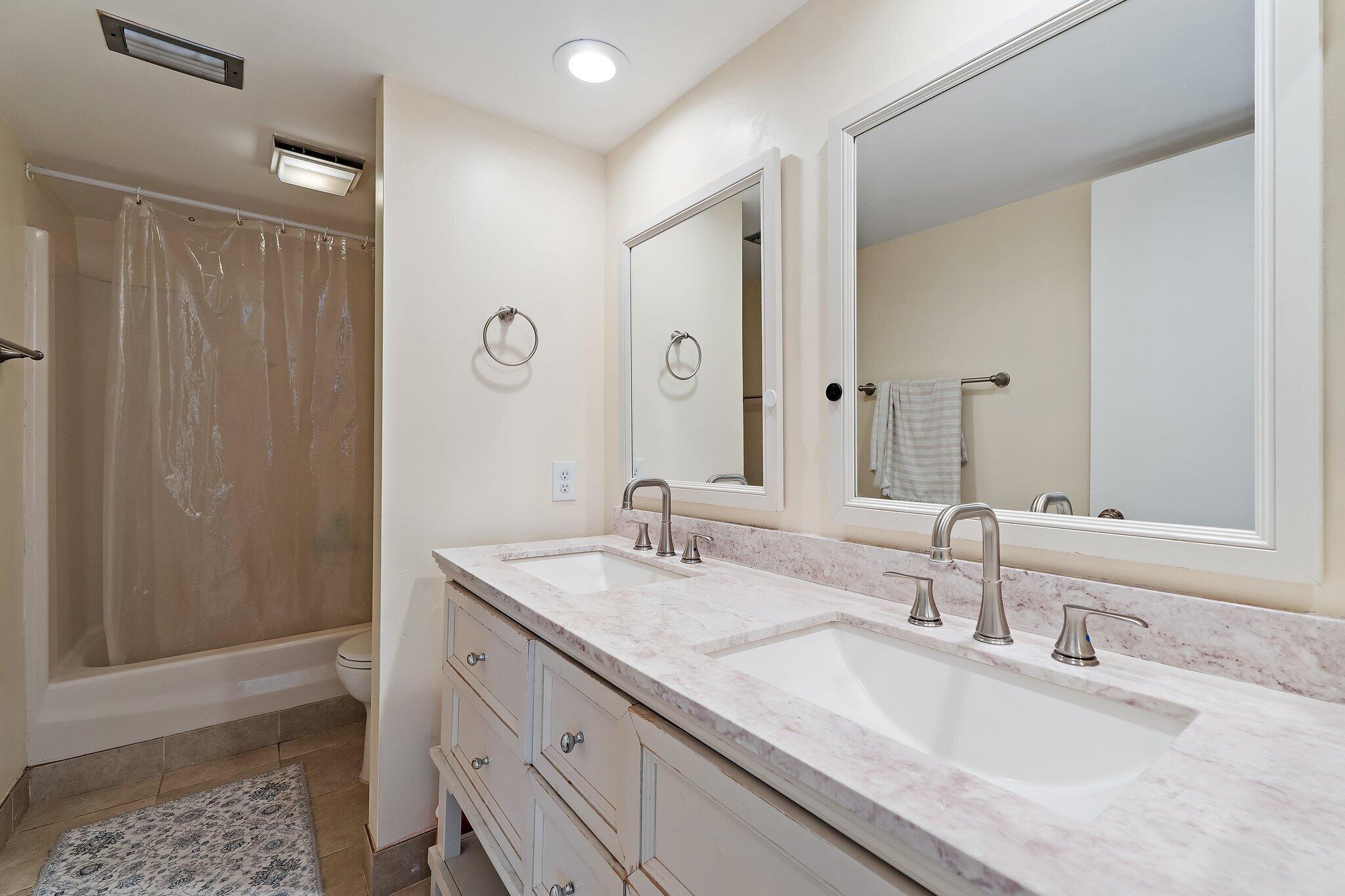 825 Center Street, Unit 30A Jupiter, FL 33458 - Photo 23 of 33 057-825CenterSt-Jupiter-FL-33458-SMALL