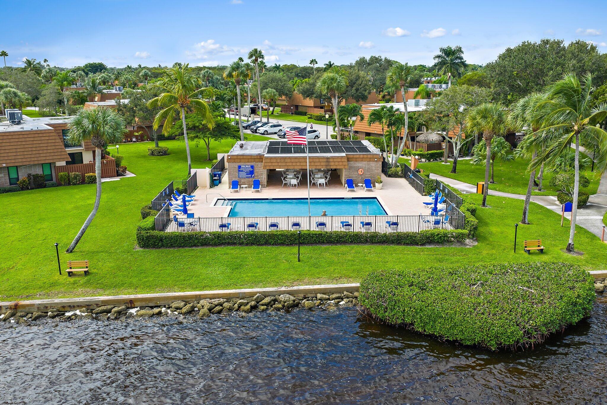 825 Center Street, Unit 30A Jupiter, FL 33458 - Photo 31 of 33 009-825CenterSt-Jupiter-FL-33458-SMALL