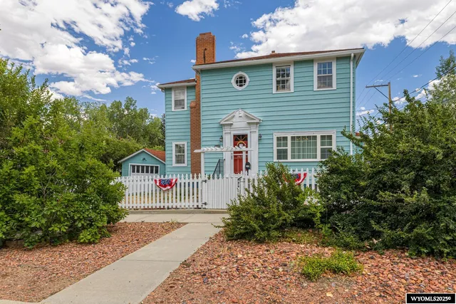 $319,900 | 1117 South Lincoln Street, Casper, WY 82601