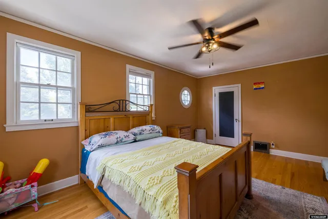 $319,900 | 1117 South Lincoln Street, Casper, WY 82601