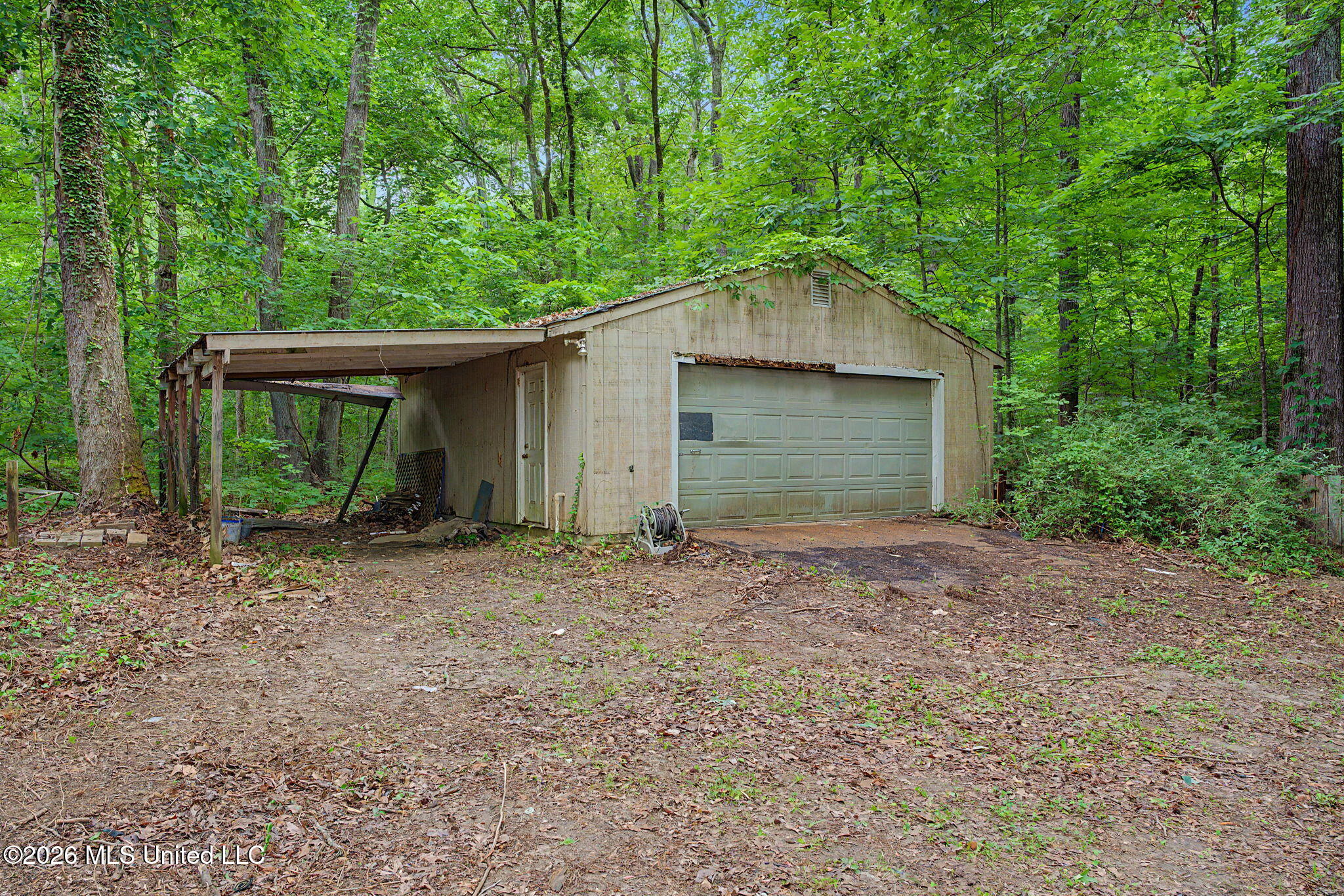 2051 Laughter Road Nesbit, MS 38651 - Photo 31 of 34 Workshop