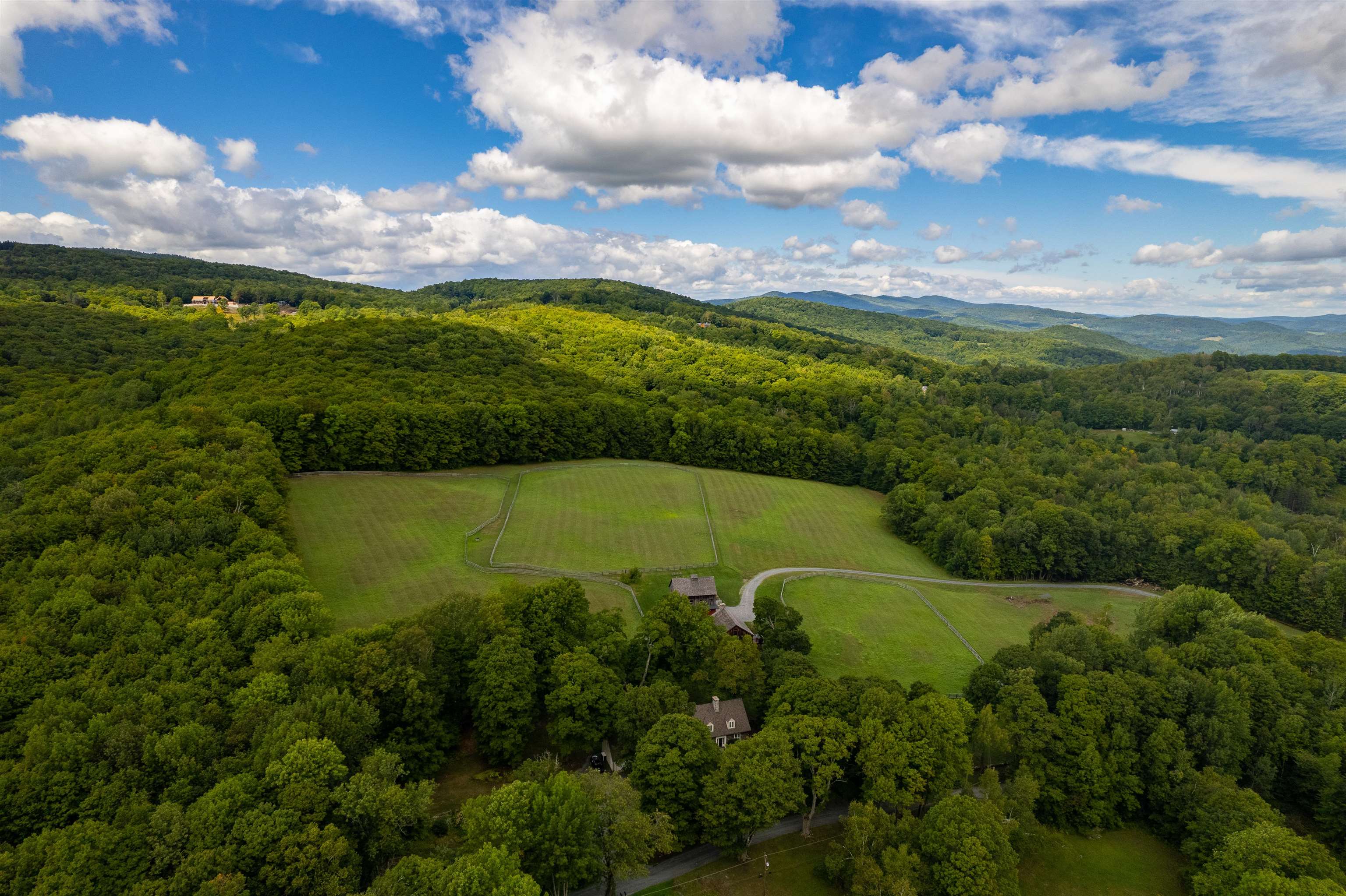 486 Benedict Road Woodstock, VT 05071 - Photo 33 of 40