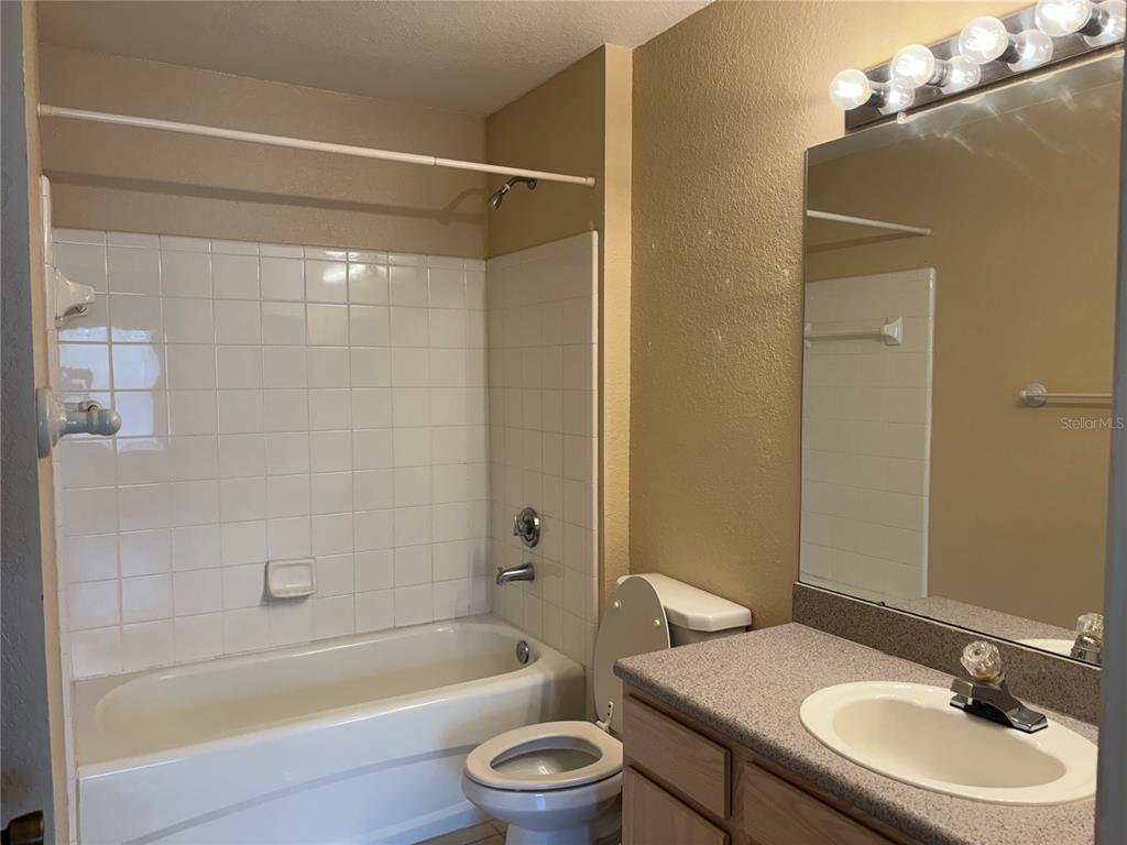 7411 Vista Way, Unit 203 Lakewood Ranch, FL 34202 - Photo 14 of 23