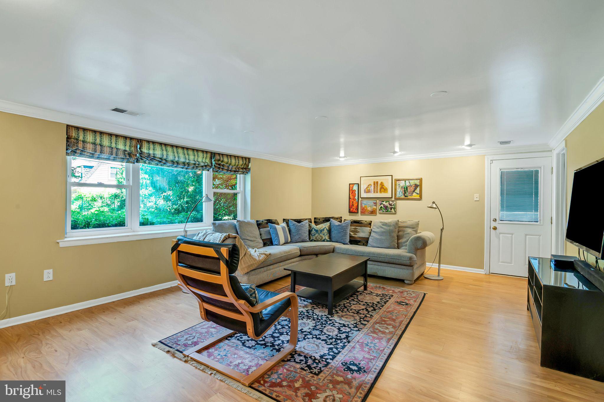 165 Woodpecker Road Jenkintown, PA 19046 - Photo 17 of 40 Family room