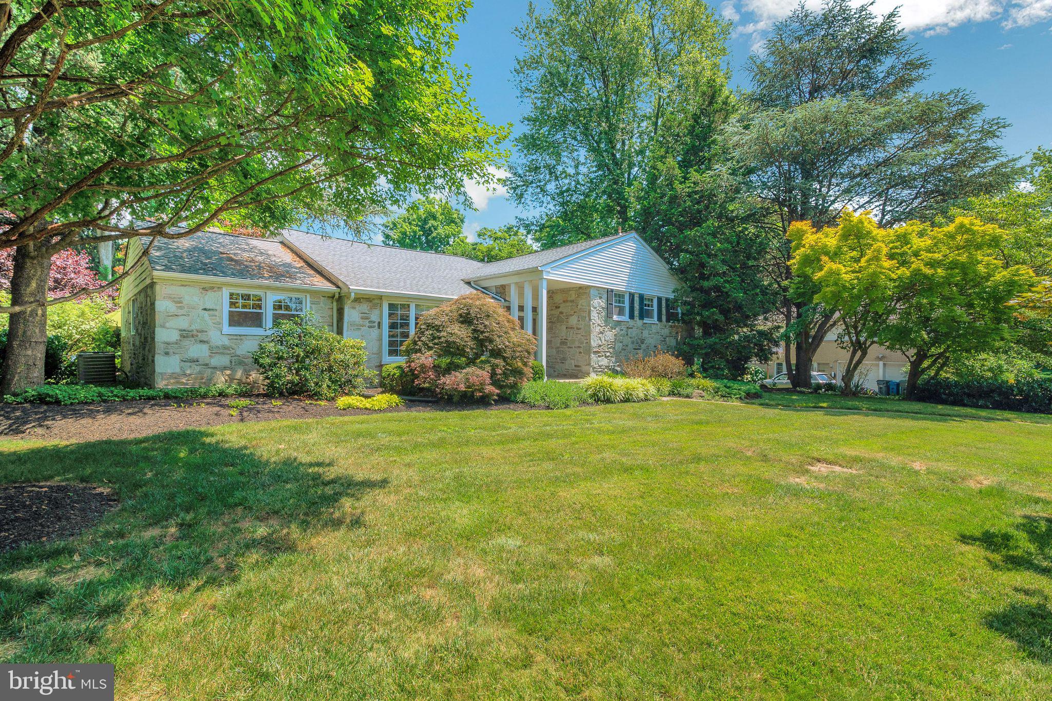 165 Woodpecker Road Jenkintown, PA 19046 - Photo 3 of 40 Front
