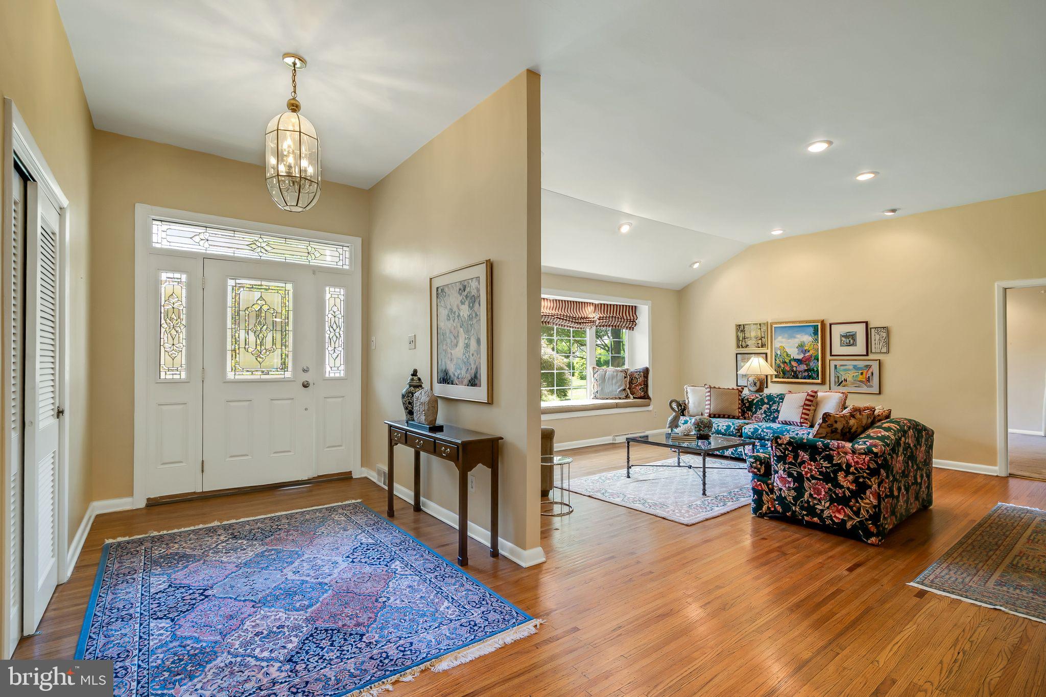 165 Woodpecker Road Jenkintown, PA 19046 - Photo 5 of 40 Foyer