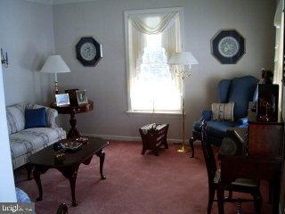 4 Bentley Lane Lititz, PA 17543 - Photo 2 of 7
