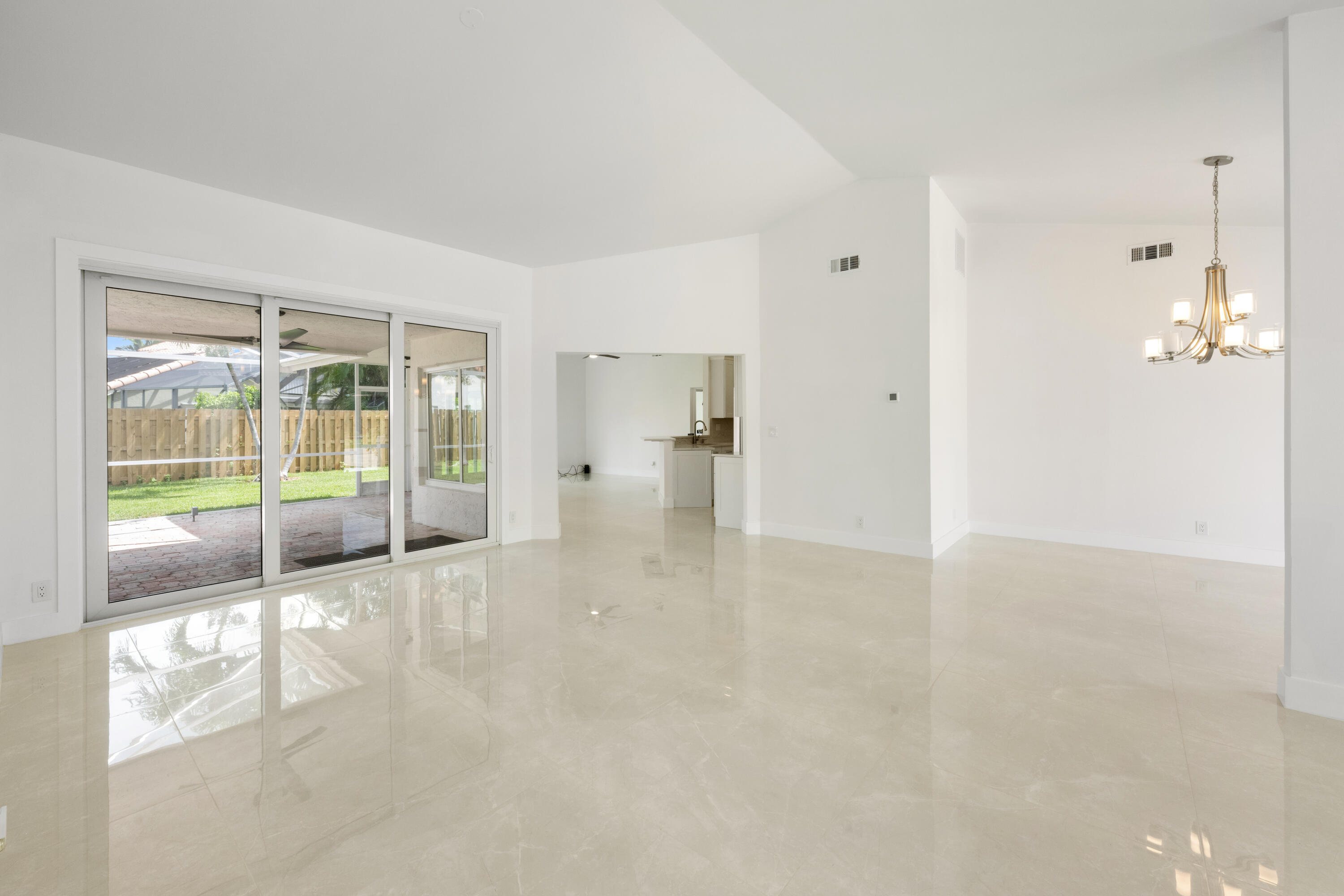 9585 Carousel Circle South Boca Raton, FL 33434 - Photo 8 of 49 Inside 2