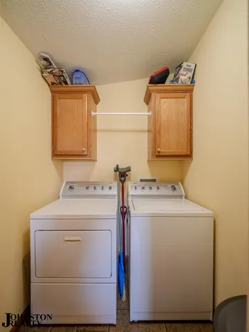 $220,000 | 468 King Street, Evansville, WY 82636