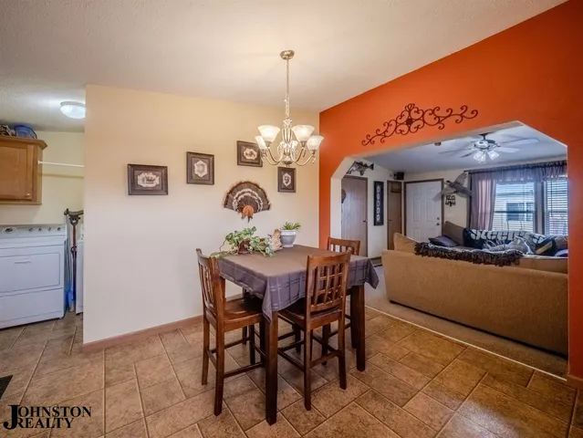 $220,000 | 468 King Street, Evansville, WY 82636