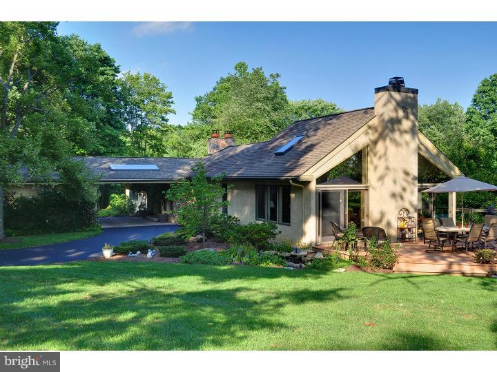 732 Hillview Road Malvern, PA 19355 - Photo 2 of 25 Exterior Side