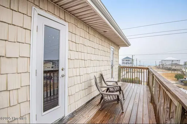 $260,000 | 1501 North New River Drive, Unit 201, Surf City, NC 28445