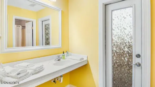 $260,000 | 1501 North New River Drive, Unit 201, Surf City, NC 28445