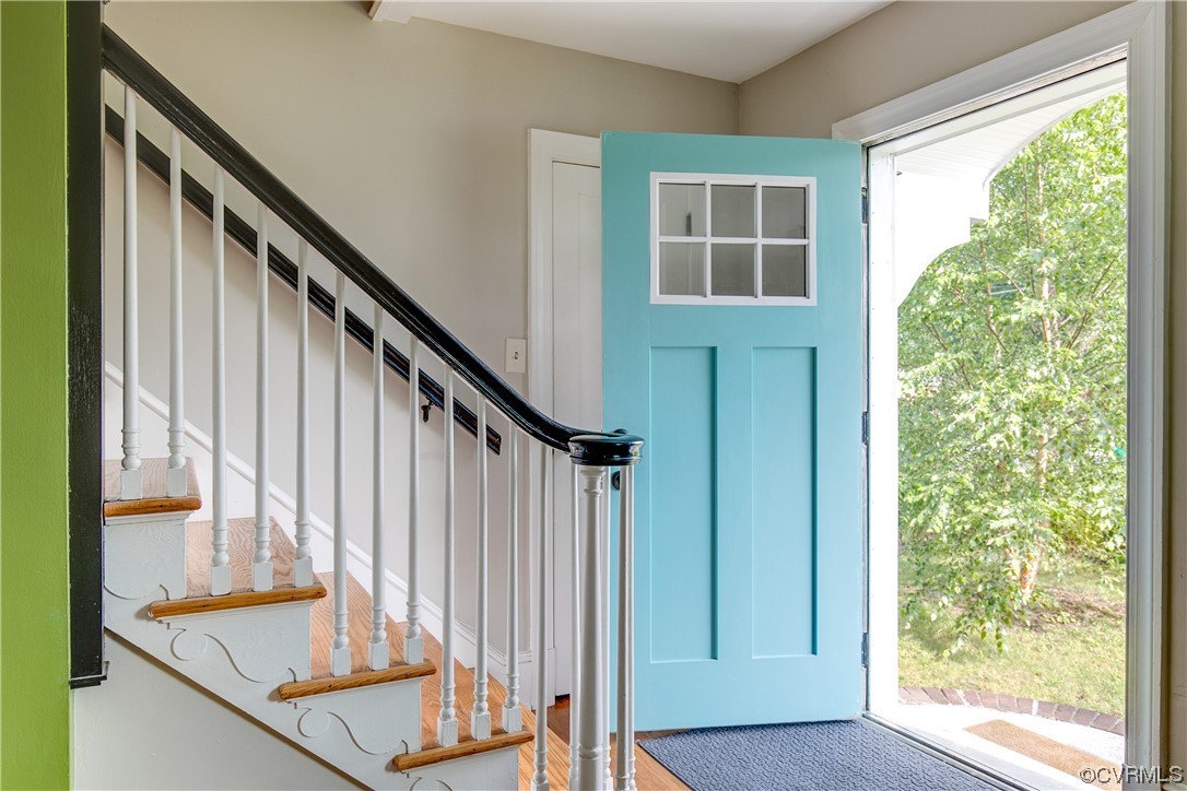 2105 Springdale Road Richmond, VA 23222 - Photo 4 of 48 Gallery Image 4