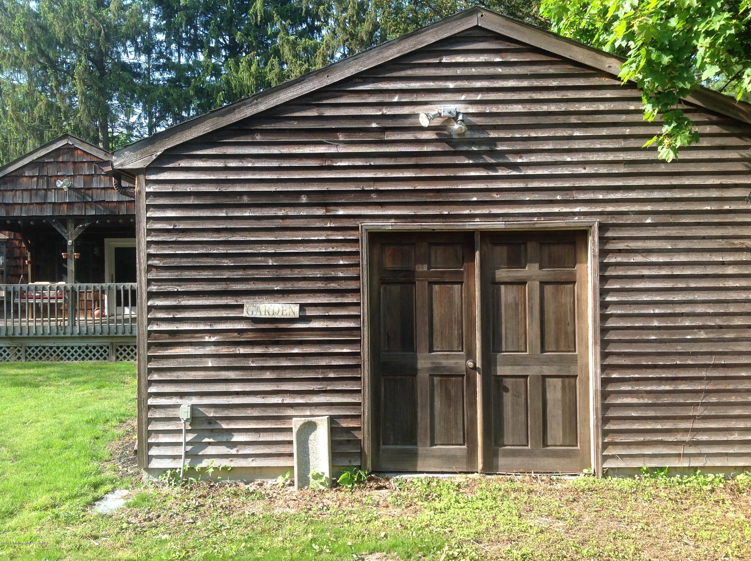 1603 Tiltons Corner Road Wall, NJ 07719 - Photo 36 of 38 image