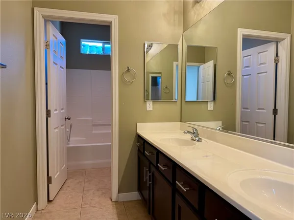 $2,605 | 7628 Schuders Avenue, Las Vegas, NV 89178