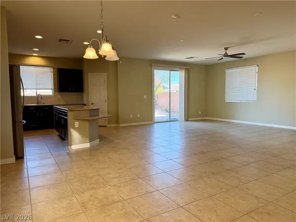 $2,605 | 7628 Schuders Avenue, Las Vegas, NV 89178