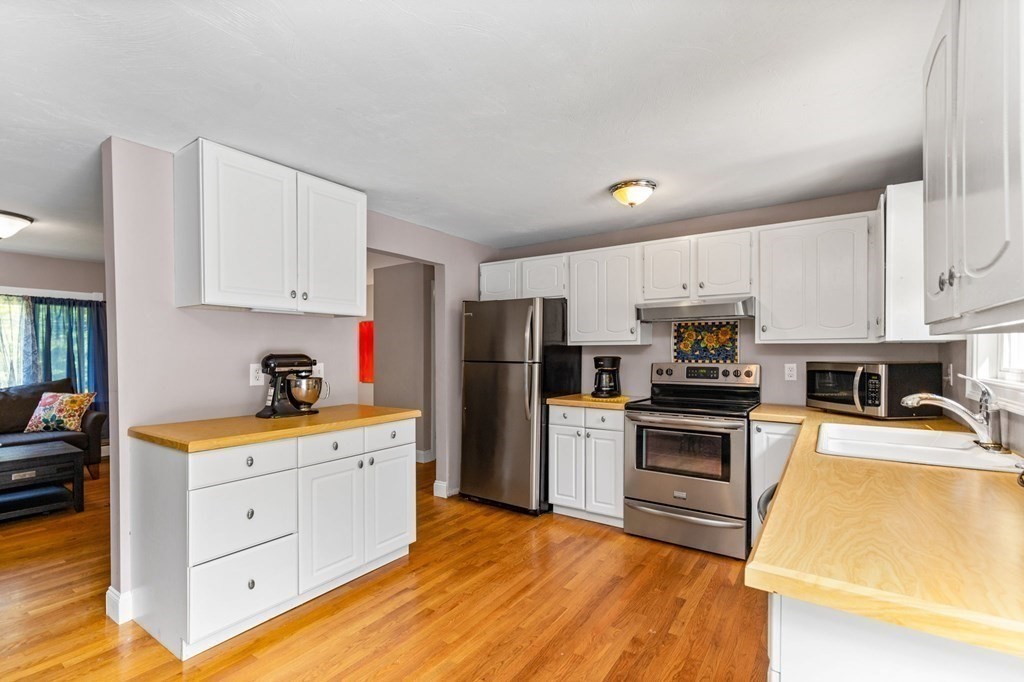 7 Clark Road Lakeville, MA 02347 - Photo 11 of 40 Gallery Image 11