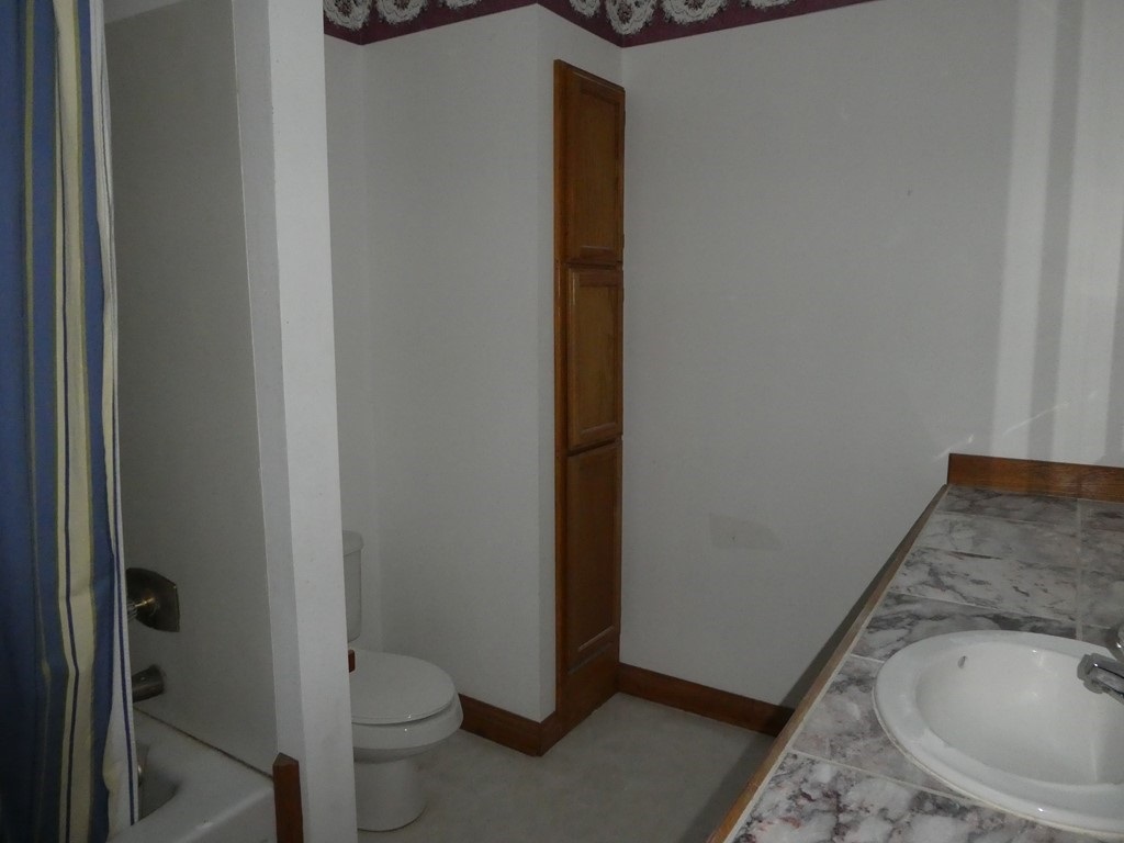 3800 South Magruder Road St. Louis, MI 48880 - Photo 19 of 26 1827406-18.JPG
