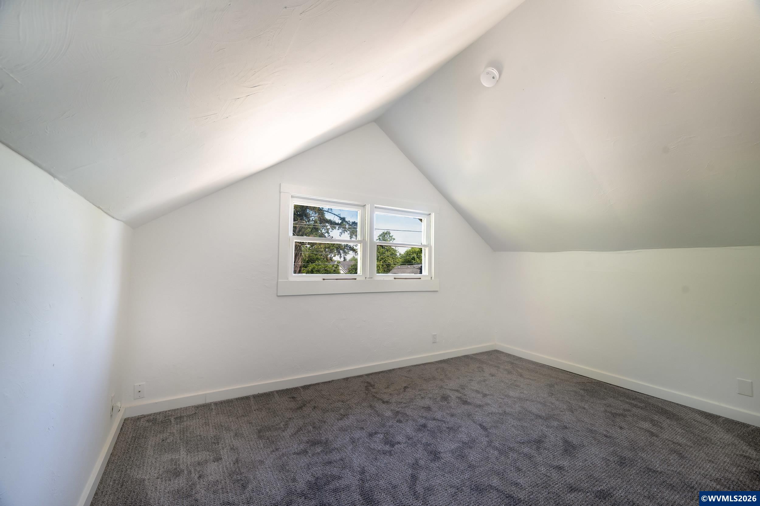 170 23rd Street Northeast Salem, OR 97301 - Photo 25 of 35