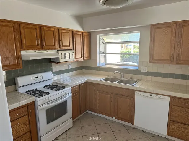 $465,000 | 28376 Murrieta Road, Menifee, CA 92586