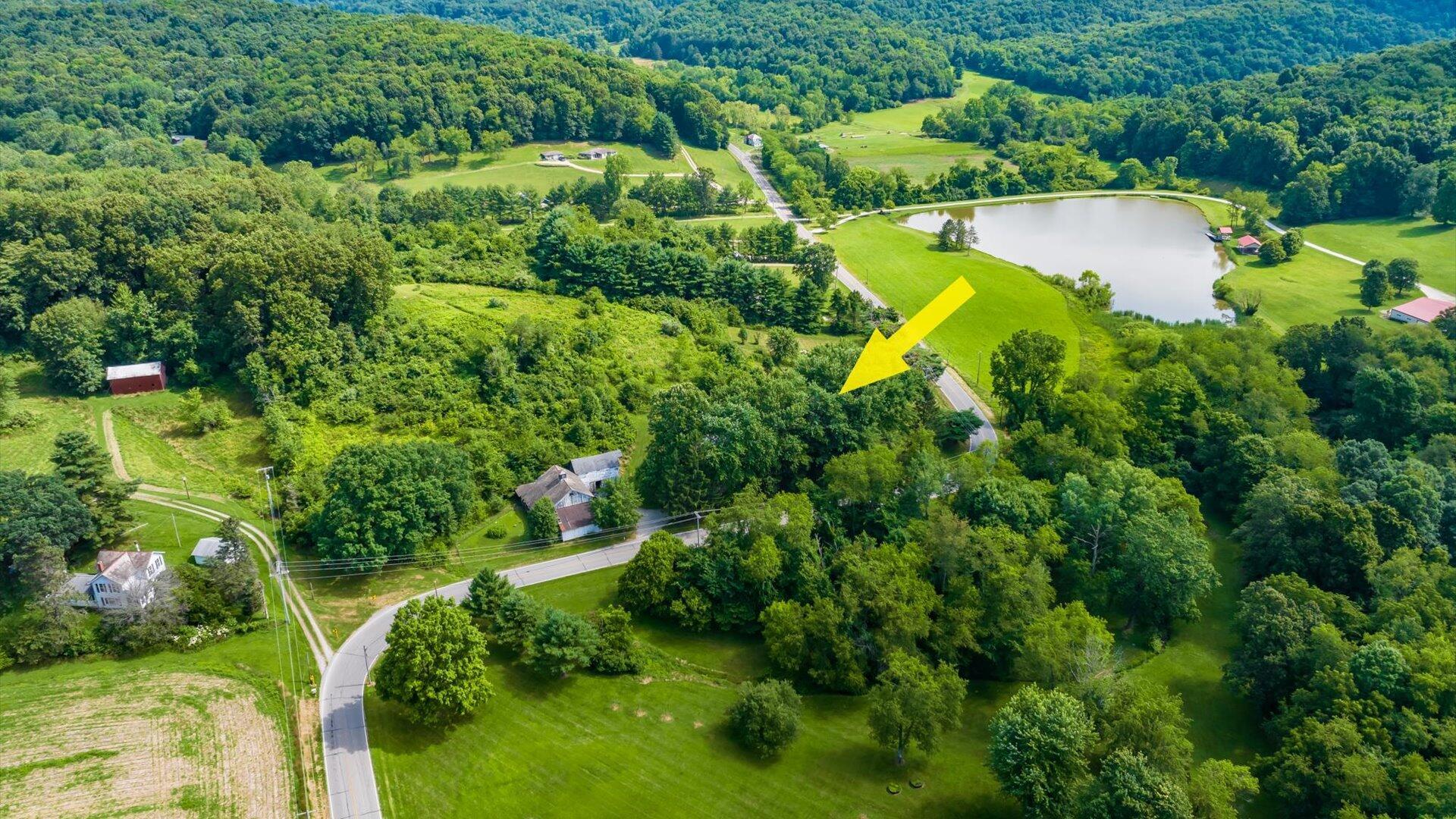 2287 Montgomery Road Northeast Newark, OH 43055 - Photo 2 of 54 56-2287 Montgomery Rd NE117 arrow