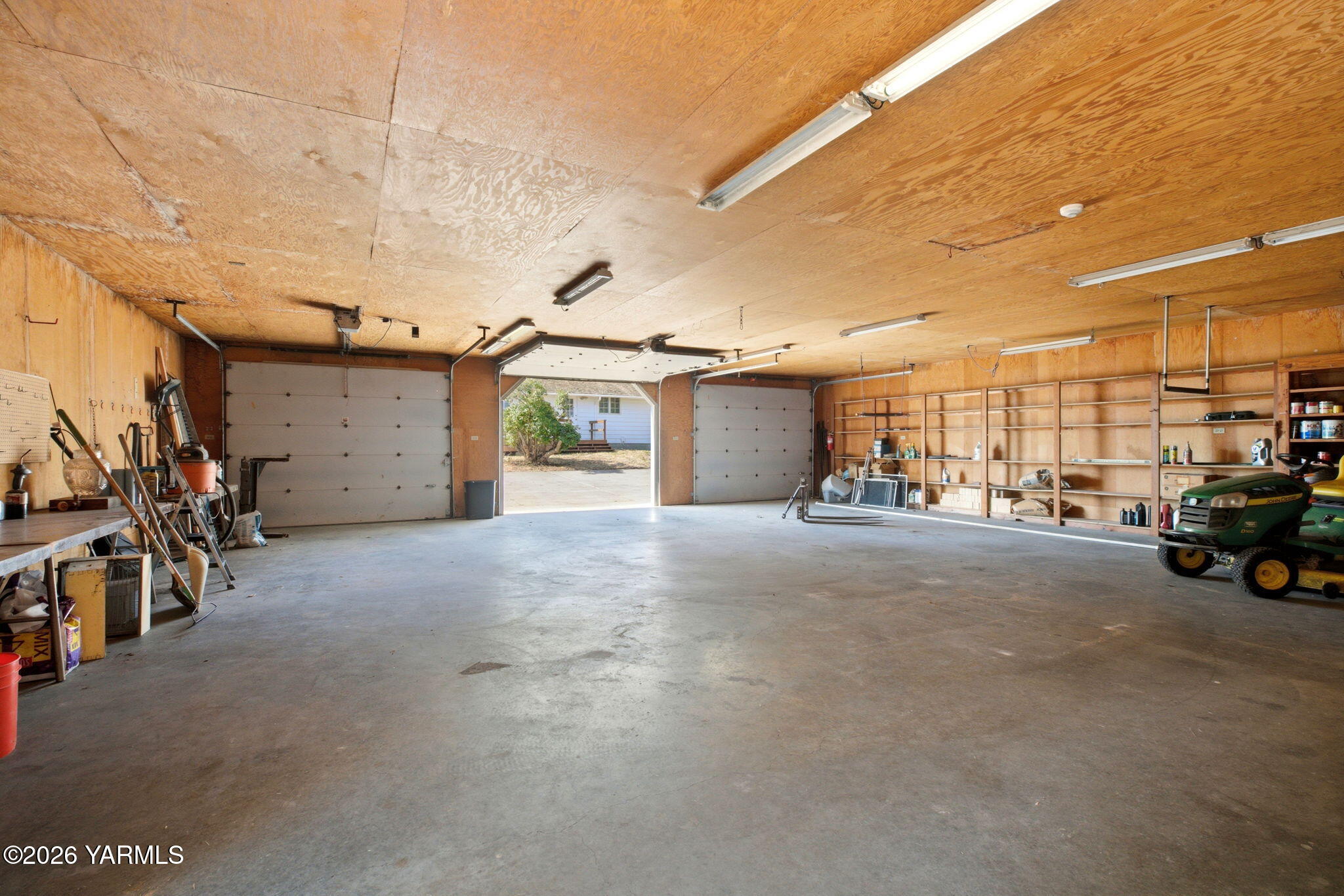 12505 Occidental Road Yakima, WA 98908 - Photo 43 of 43 Shop Interior