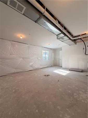 $348,295 | 2004 Canterbury Drive, Unit 212C, Imperial, PA 15126