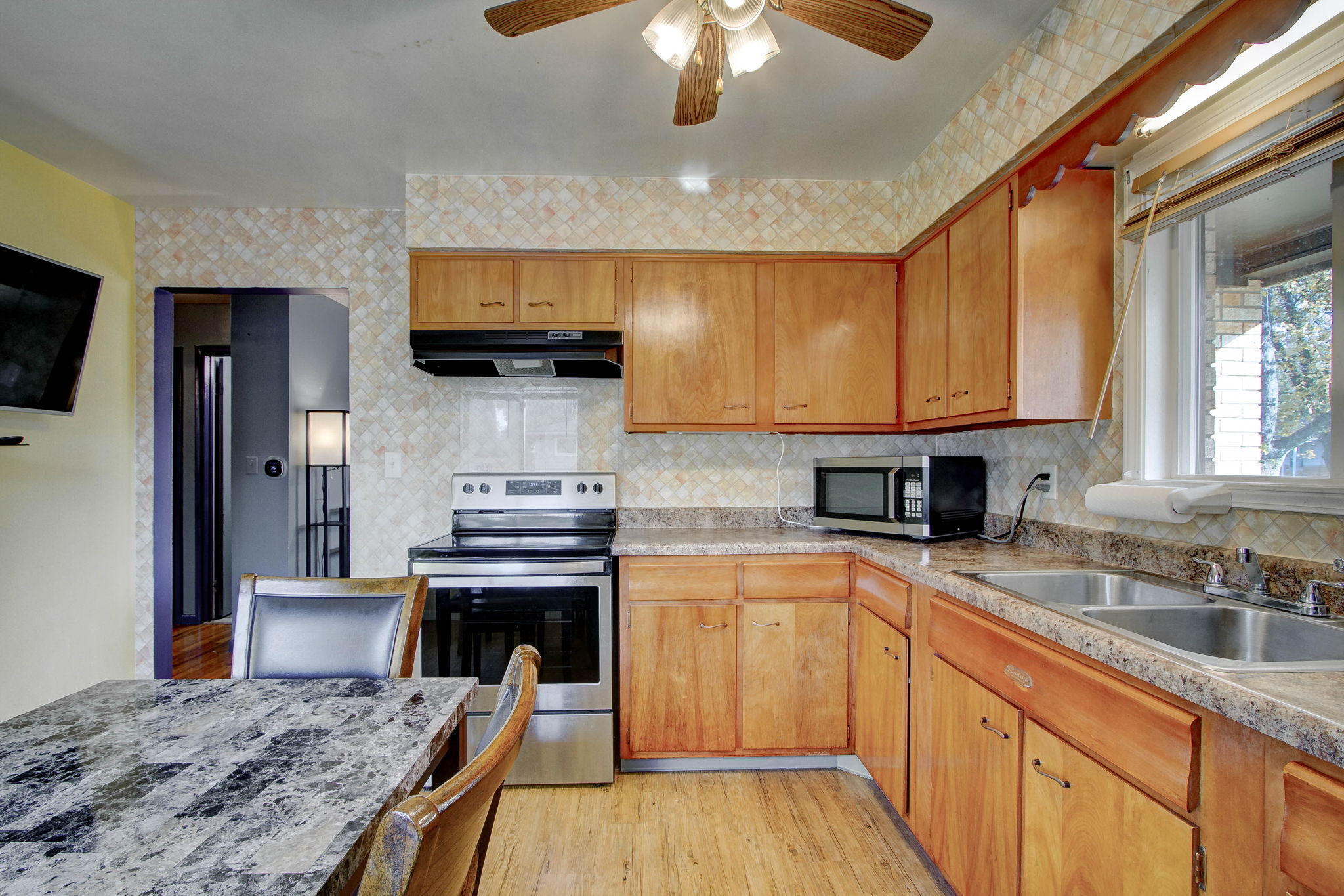 1802 North Shortridge Road Indianapolis, IN 46219 - Photo 12 of 28 Gallery Image 12
