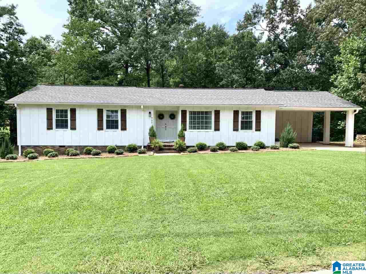 902 Azalea Road Oneonta, AL 35121 - Photo 1 of 13