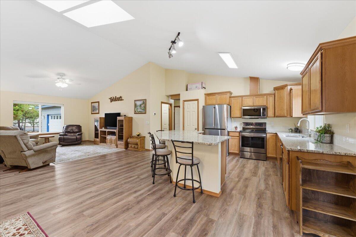 51475 Wheeler Road La Pine, OR 97739 - Photo 9 of 59 09-025_DSC07607
