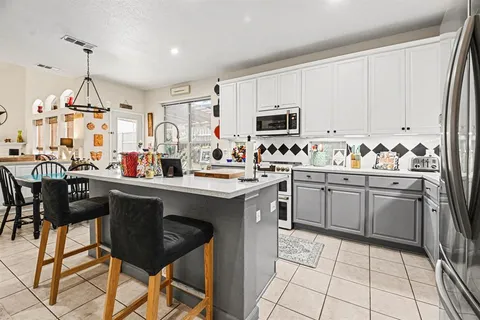 $579,000 | 477 Monterey Drive, Rockwall, TX 75087
