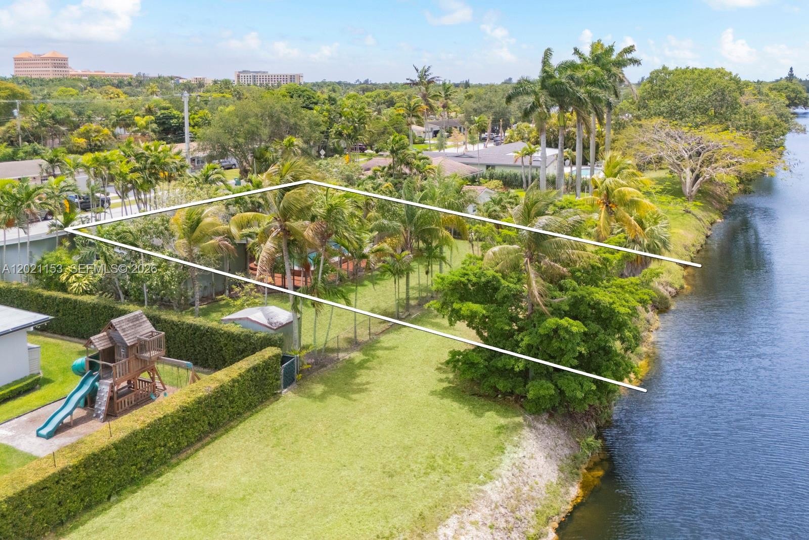 8791 Southwest 85th Street Miami, FL 33173 - Photo 28 of 33