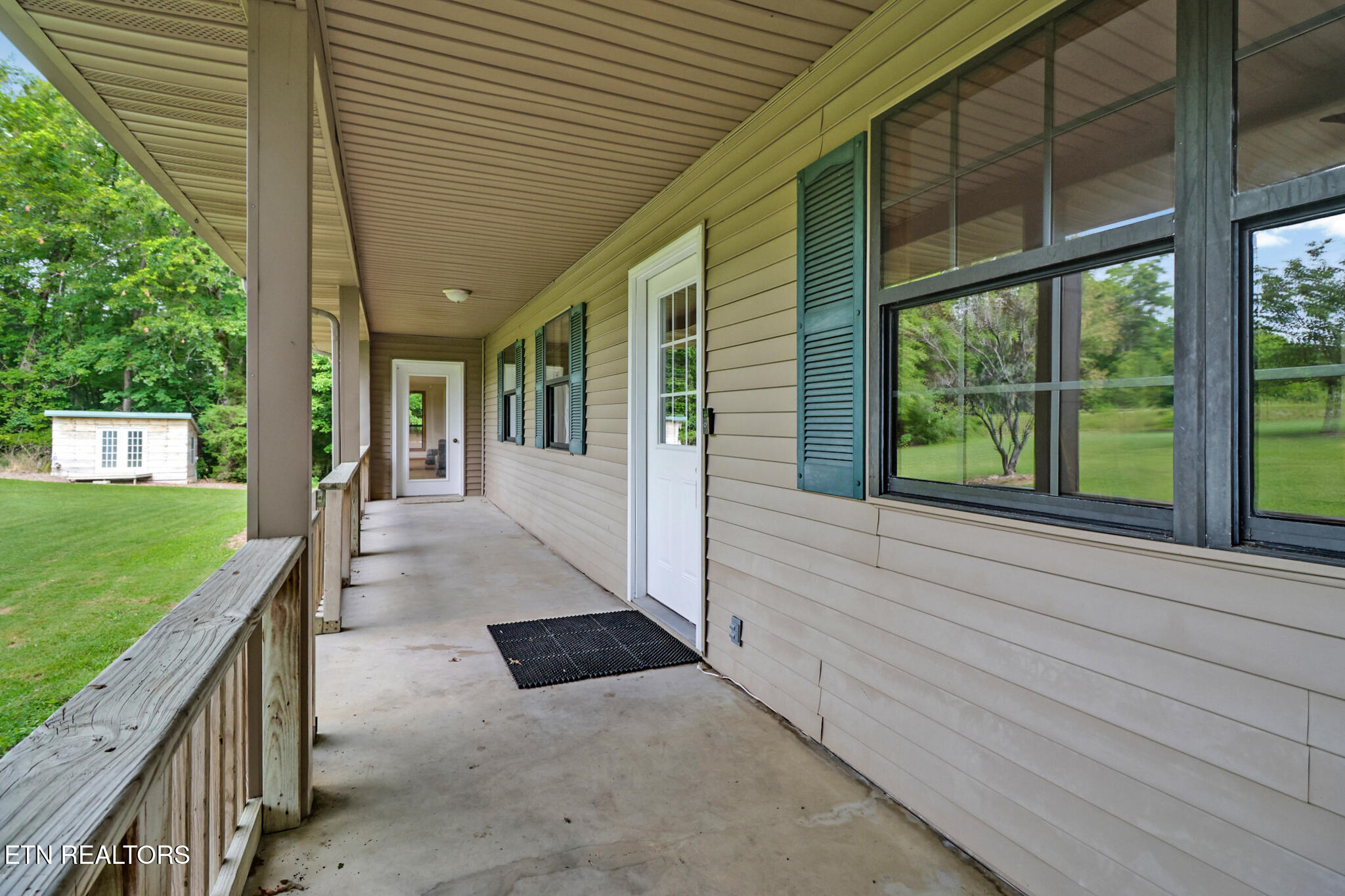 16501 Genesis Road Crossville, TN 38571 - Photo 11 of 60 Front Porch