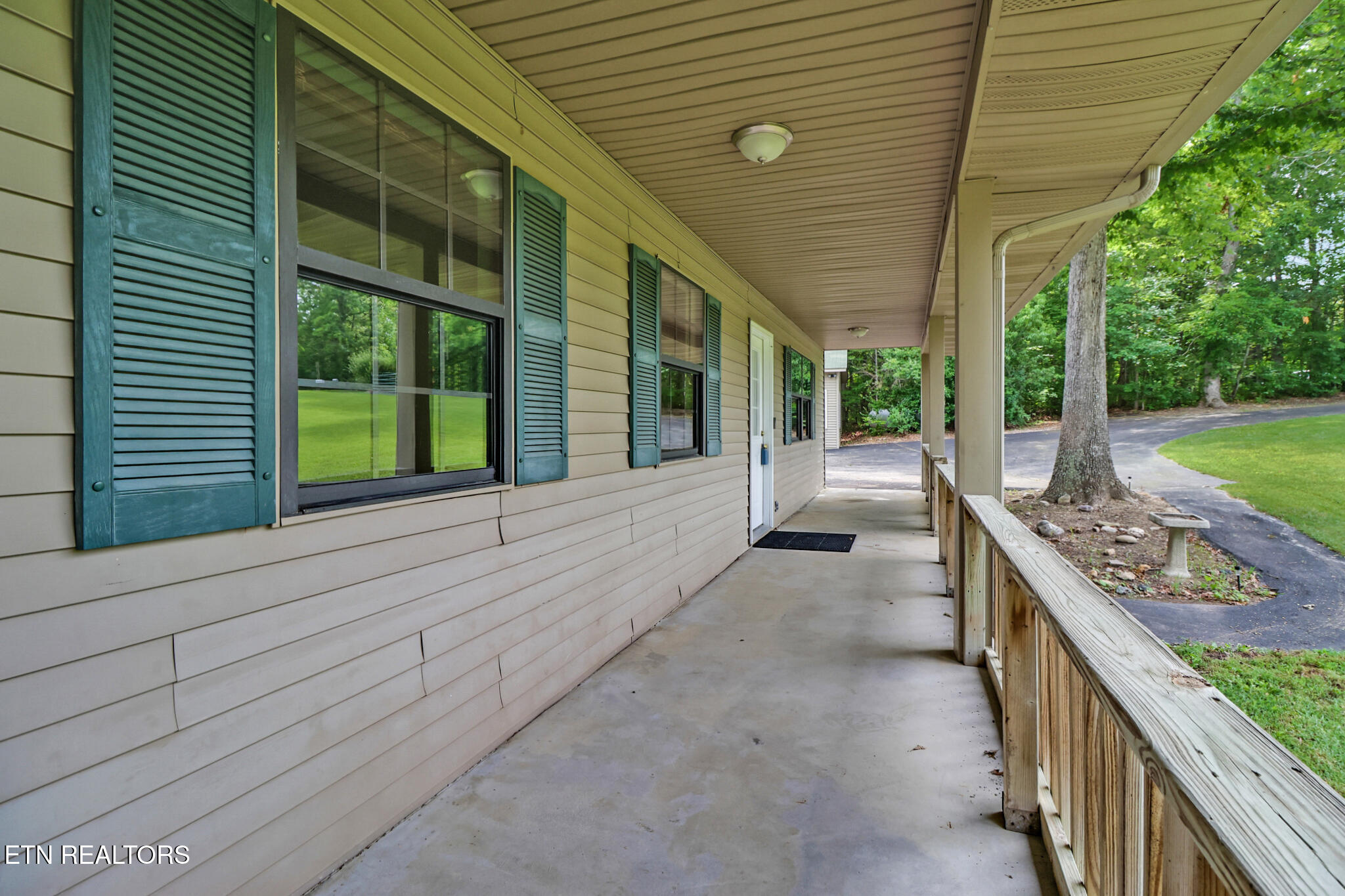 16501 Genesis Road Crossville, TN 38571 - Photo 12 of 60 Front Porch