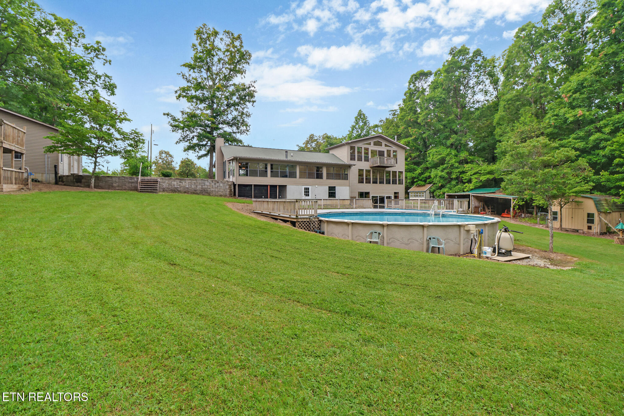 16501 Genesis Road Crossville, TN 38571 - Photo 8 of 60 Back