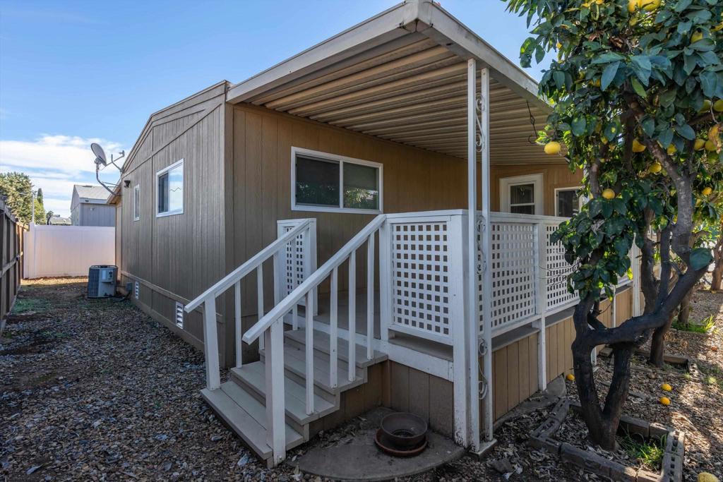 971 Borden Road, Unit 2 San Marcos, CA 92069 - Photo 33 of 42