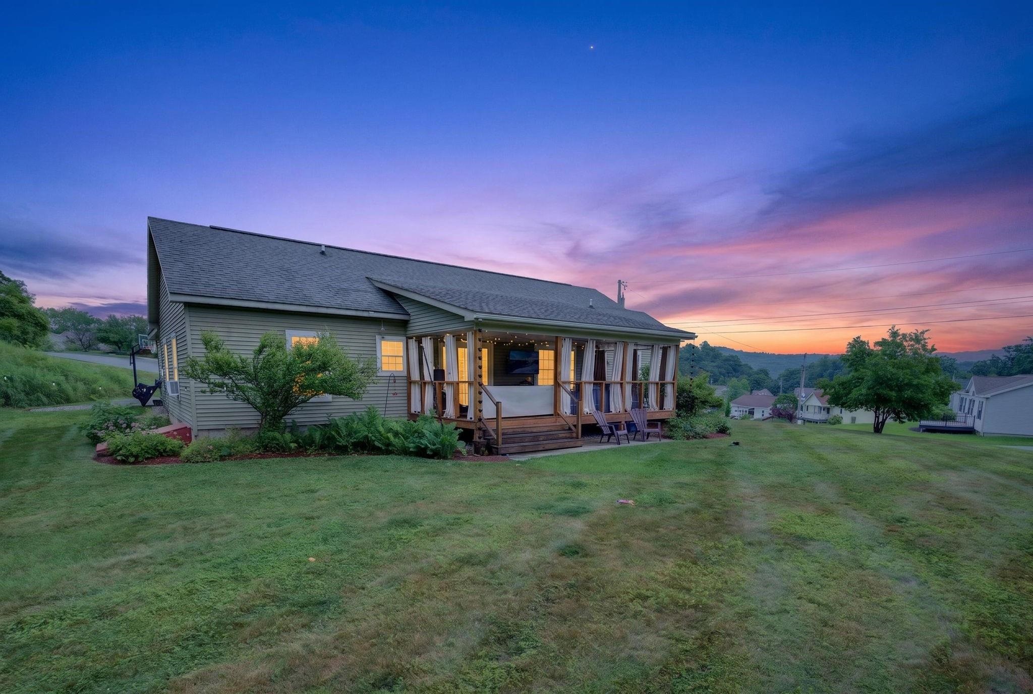 131 Butternut Road Hartford, VT 05001 - Photo 7 of 27