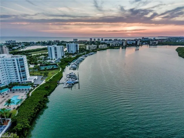$839,000 | 4141 Bay Beach Lane, Unit 426, Fort Myers Beach, FL 33931