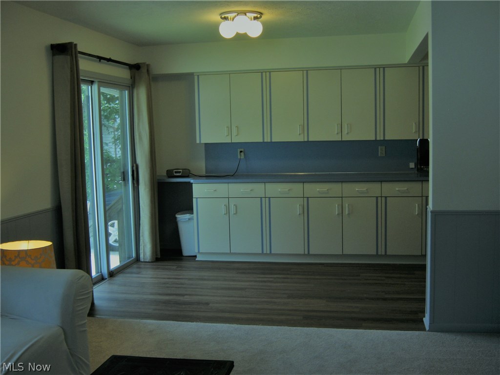 1151 Irene Road Cleveland, OH 44124 - Photo 5 of 26
