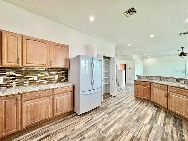 $4,700 | 2384 Creek Court, Clearwater, FL 33764