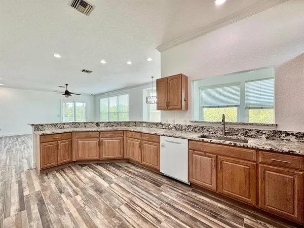 $4,700 | 2384 Creek Court, Clearwater, FL 33764